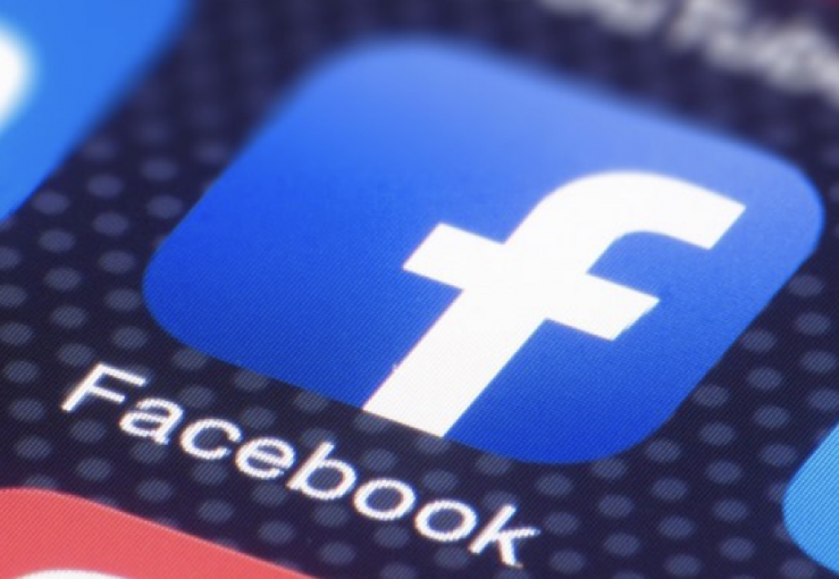 Khoản thuế 5% sẽ được Facebook tính trước khi quảng cáo thực hiện. Ảnh minh họa: KT