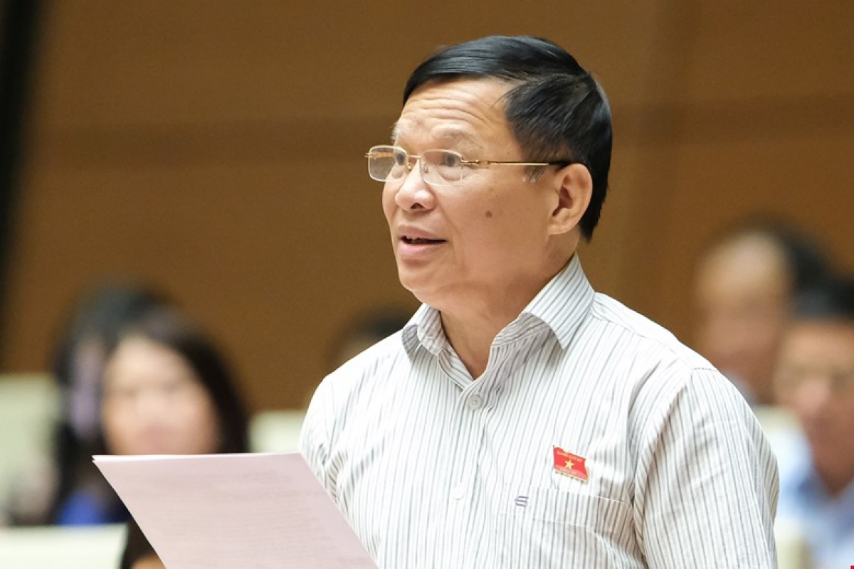 Đại biểu Quốc hội thảo luận trên hội trường về việc thực hiện chính sách, pháp luật về công tác quy hoạch kể từ khi Luật Quy hoạch có hiệu lực thi hành. 
