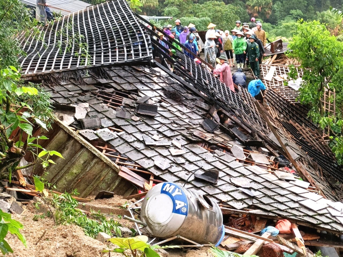 Mưa lớn gây sập hoàn toàn ngôi nhà của ông Đặng Văn Đại, thôn Tham Vè, xã Cao Bồ (Vị Xuyên) (Ảnh: CTV)