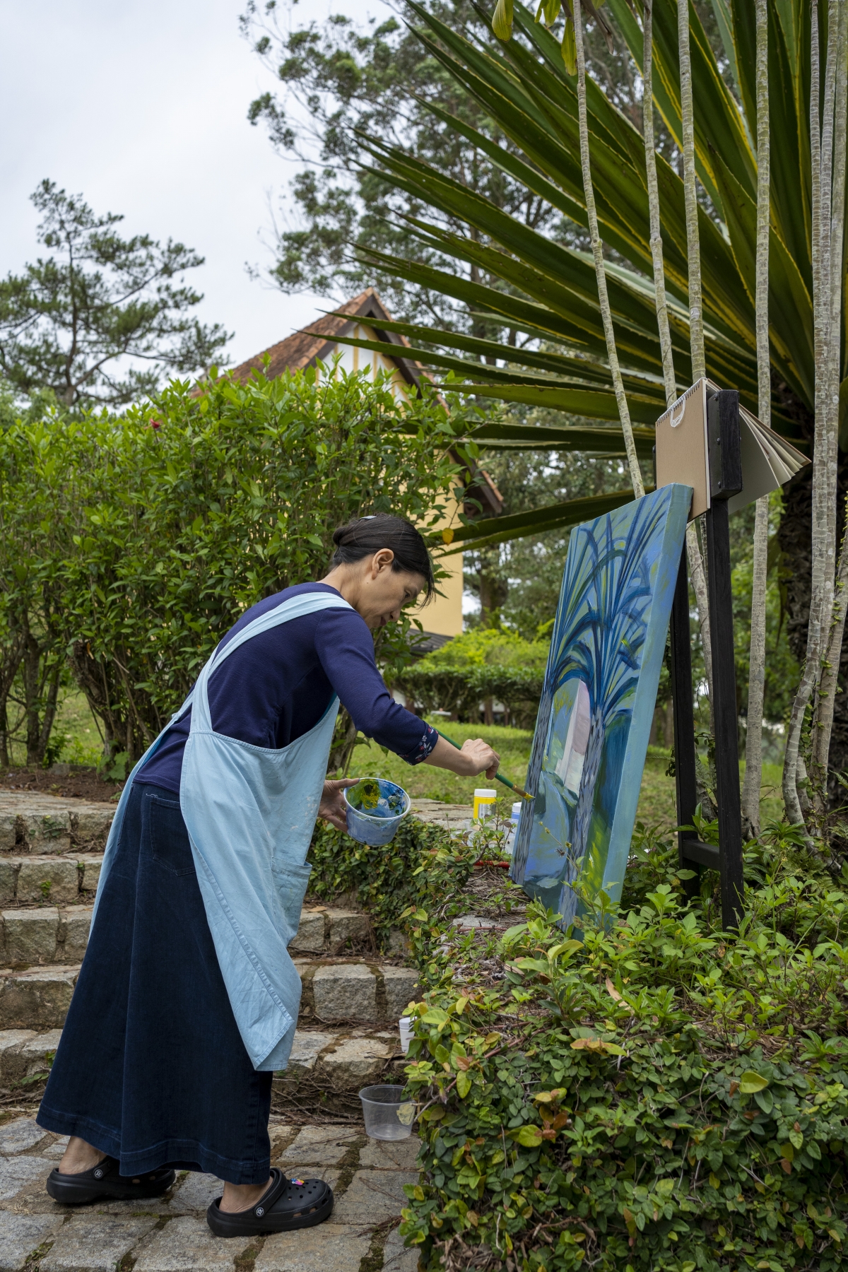 Họa sĩ Đào Lê Hương.