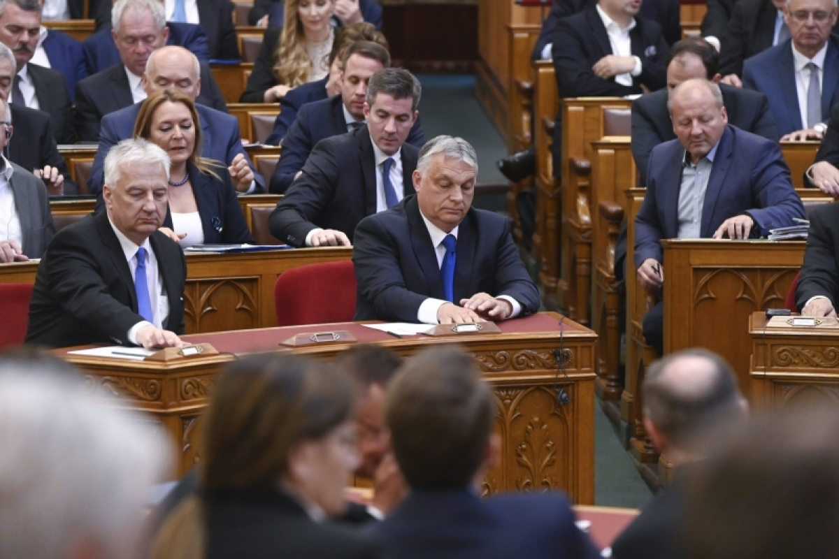 Quốc hội Hungary thông qua một sửa đổi hiến pháp cho phép Thủ tướng được quyền ban bố tình trạng khẩn cấp để phản ứng lại các tình huống khủng hoảng (Ảnh: Hungarytoday.hu)
