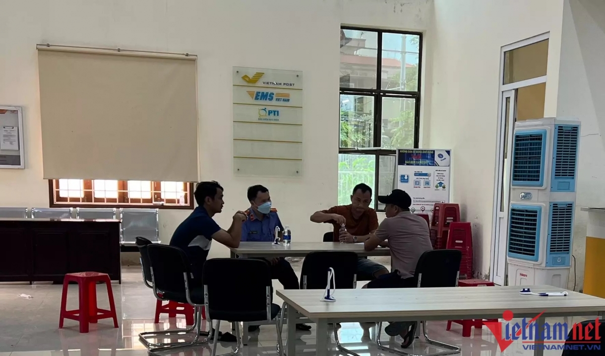Lực lượng chức năng khám nghiệm hiện trường, điều tra nguyên nhân vụ việc