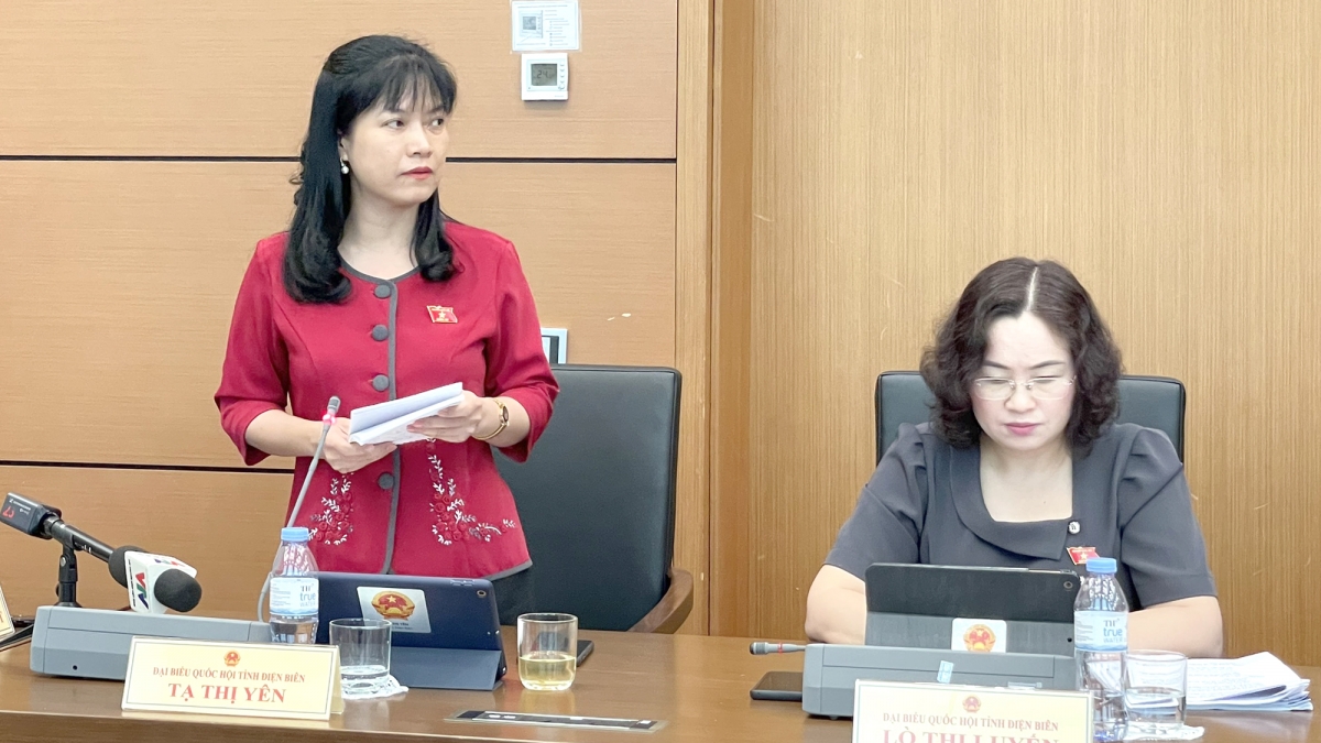 Đại biểu Tạ Thị Yên đề nghị làm rõ trách nhiệm khi triển khai các công trình trọng điểm chậm trễ