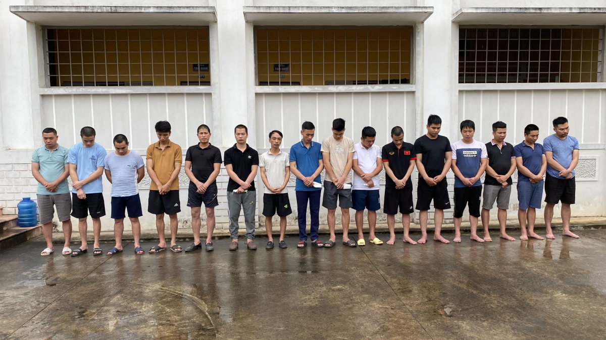 Nhóm đối tượng bị khởi tố, bắt tạm giam