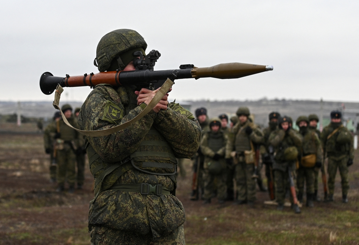 Nga tập trận ở Kadamovsky, khu vực Rostov ngày 14/12/2021. Ảnh: Reuters