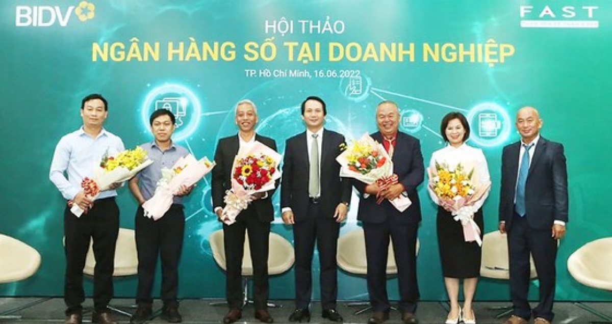 bidv day manh phat trien ngan hang so tai doanh nghiep hinh anh 2