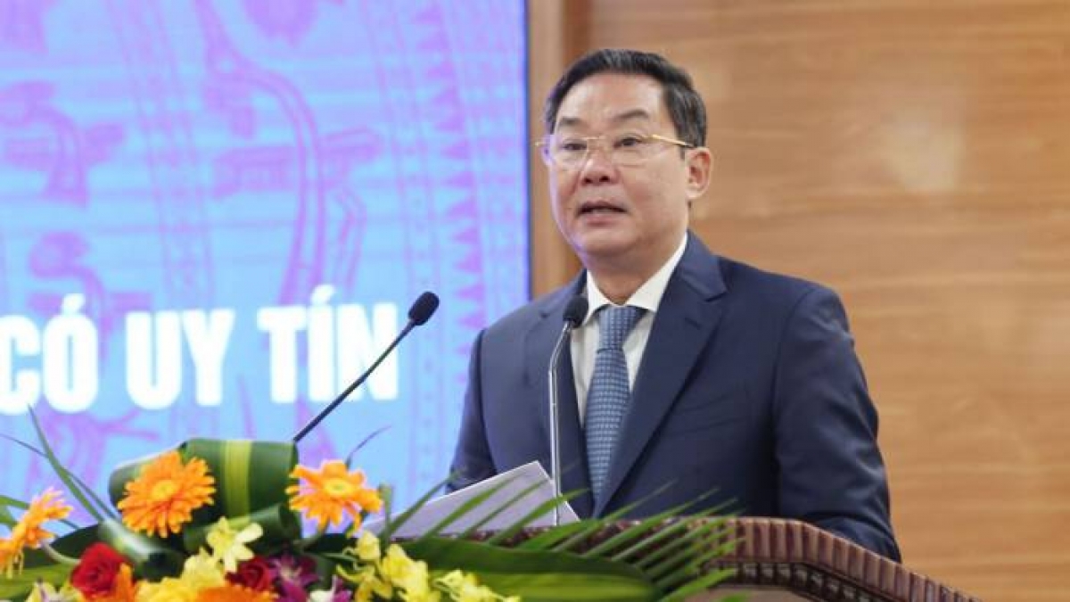 Ông lê hồng sơn tạm thời điều hành hoạt động của ubnd thành phố hà nội hình ảnh 1 Ong le hong son tam thoi dieu hanh hoat dong cua ubnd thanh pho ha noi hinh anh 1