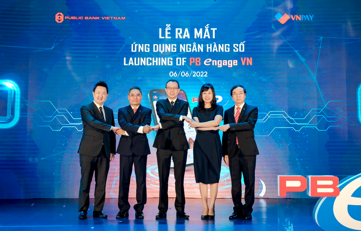 người dùng trải nghiệm ứng dụng ngân hàng số pb engage vn hình ảnh 1 nguoi dung trai nghiem ung dung ngan hang so pb engage vn hinh anh 1