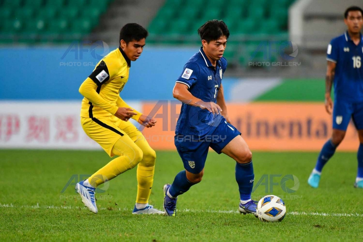 thang dam u23 malaysia, u23 thai lan day u23 viet nam vao the kho hinh anh 6