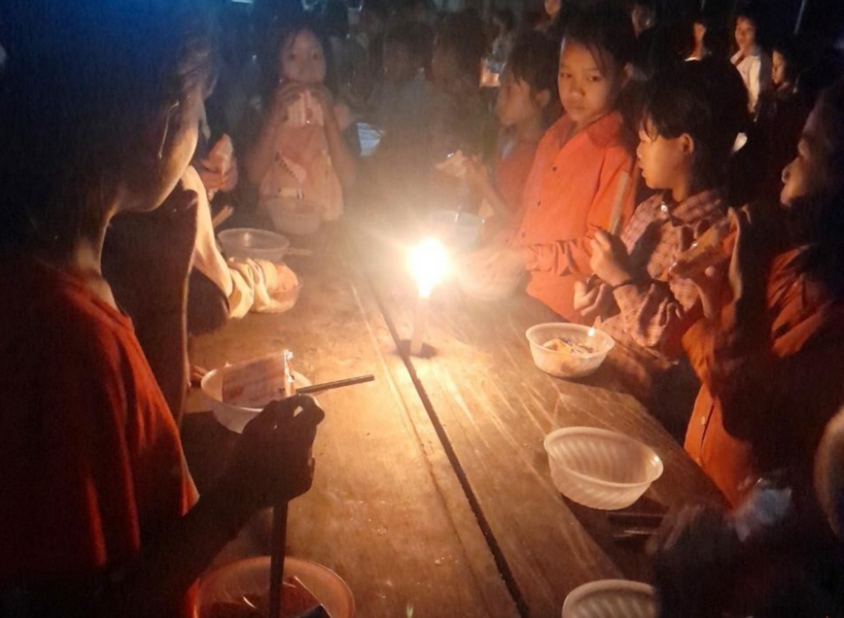 nhoc nhan vuot nui tim chu hinh anh 2