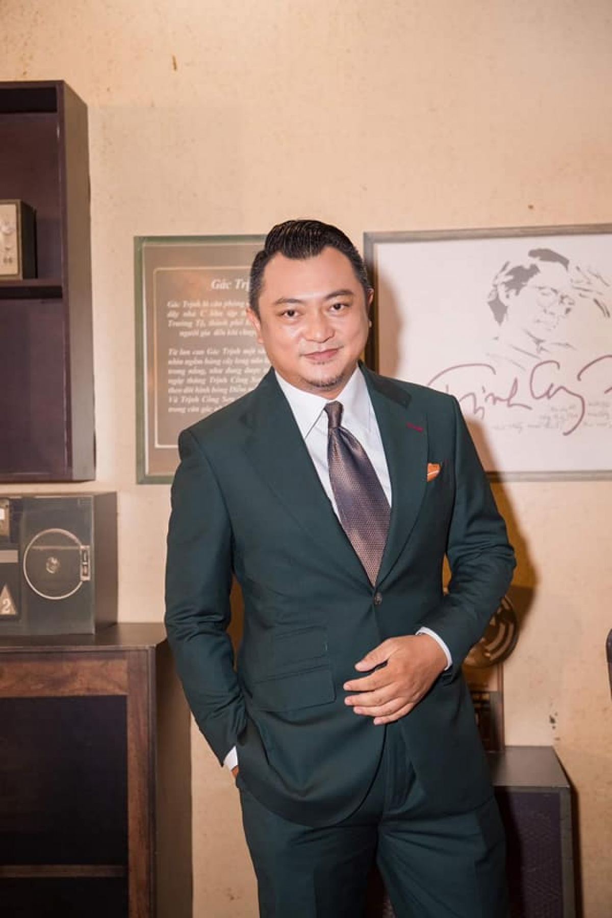 Dao dien phan gia nhat linh toi chon dien vien em va trinh theo truc giac hinh anh 2