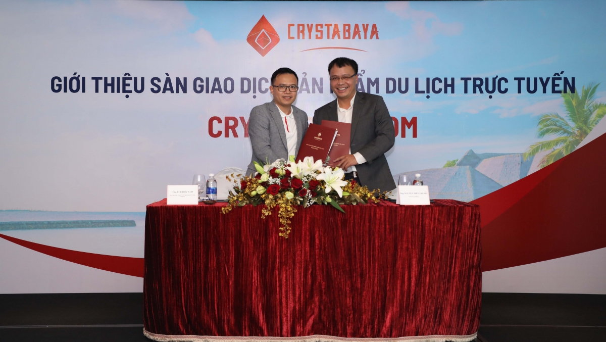 crystabaya.com gia tang trai nghiem, toi uu chi phi cho khach du lich hinh anh 2