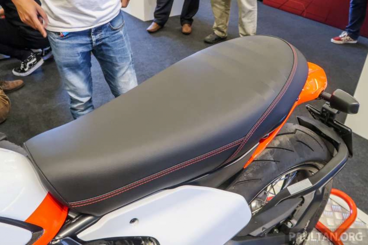ducati scrambler urban motard 2022 chot gia 370 trieu dong hinh anh 3