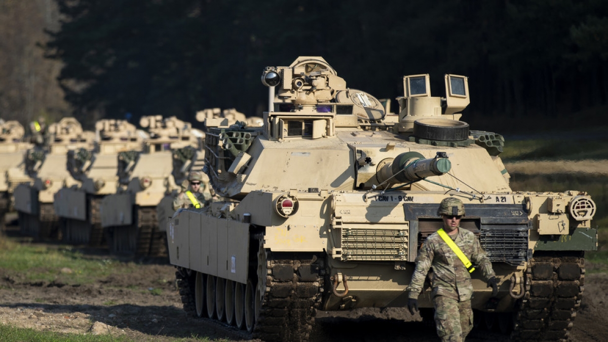 kho vu khi my co nguy co can kiet neu dap ung het yeu cau cua ukraine hinh anh 1