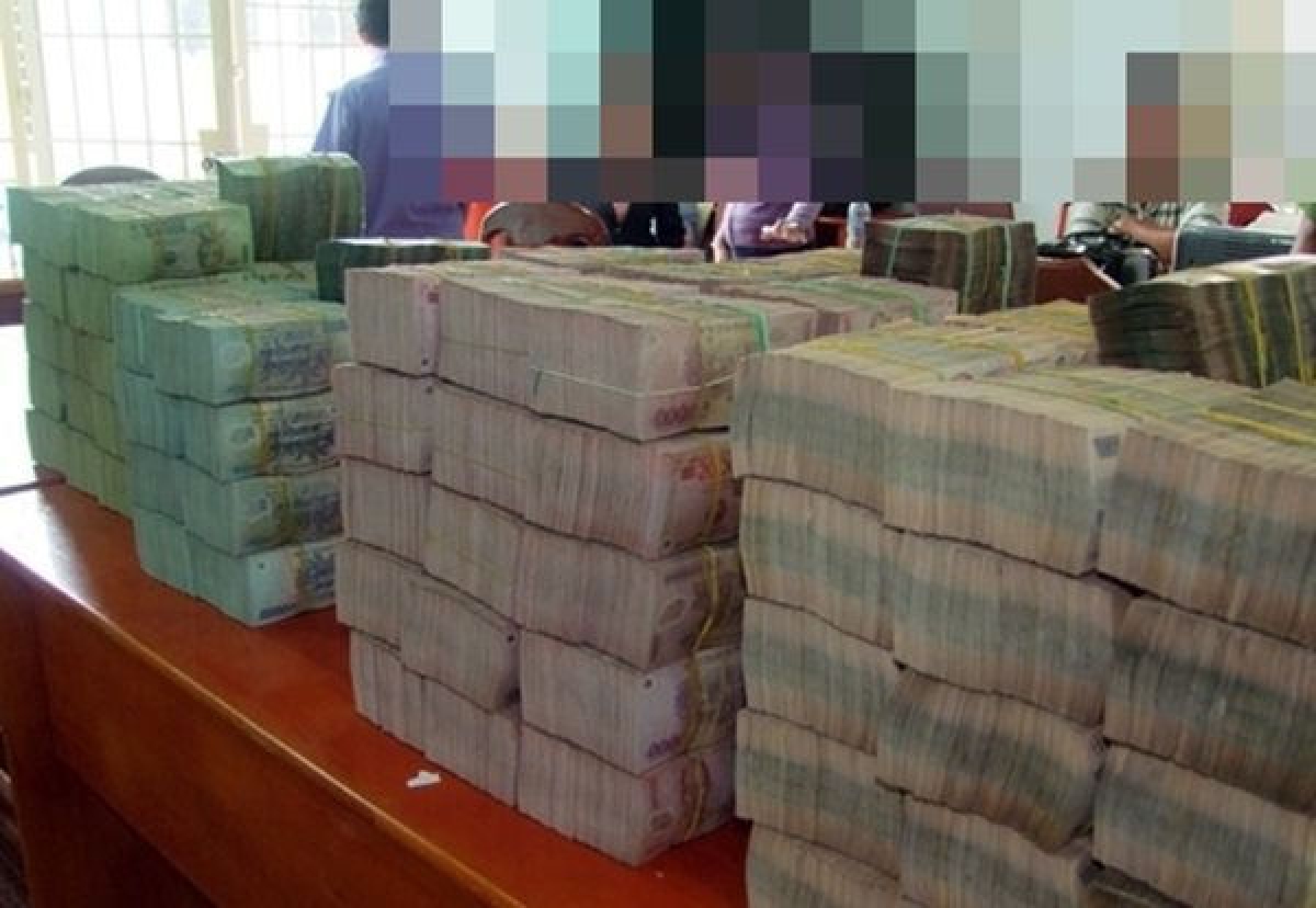 nữ quái tuồn 30.000 tỷ đồng ra nước ngoài trái phép hình ảnh 1 nu quai tuon 30.000 ty dong ra nuoc ngoai trai phep hinh anh 1