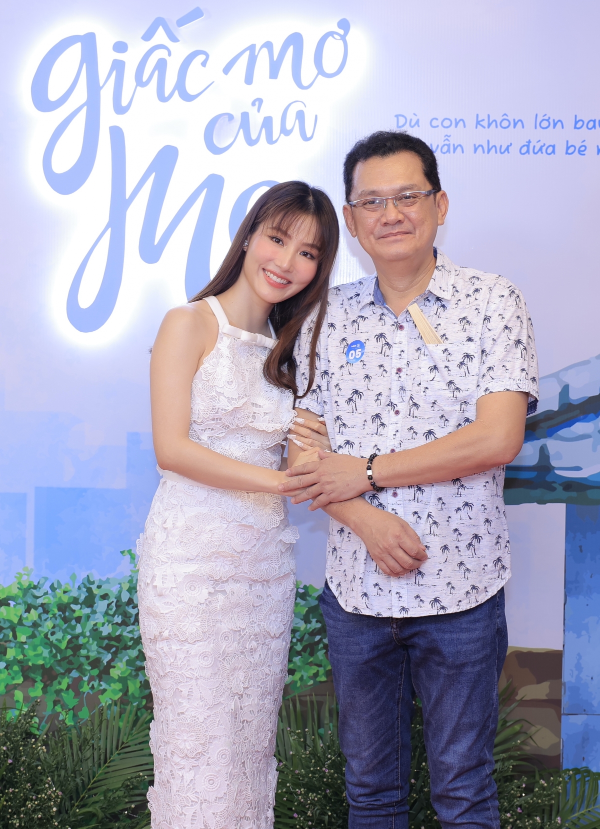 diem my 9x tinh tu ben quoc anh, het loi khen ngoi nhan phuc vinh hinh anh 3
