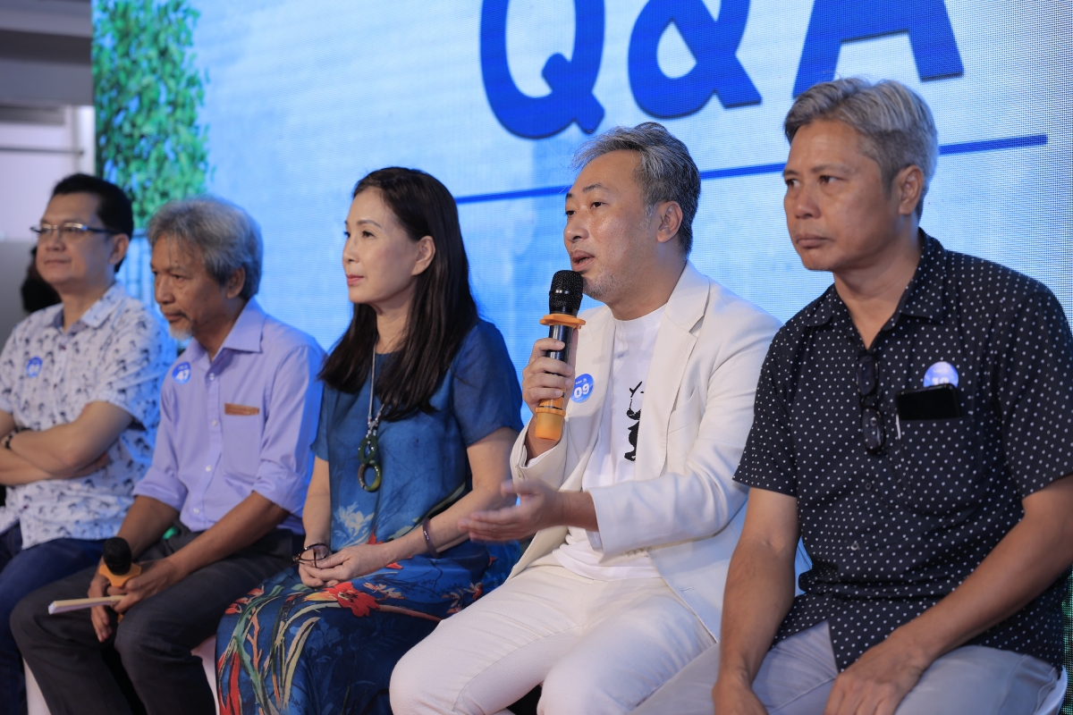 diem my 9x tinh tu ben quoc anh, het loi khen ngoi nhan phuc vinh hinh anh 2