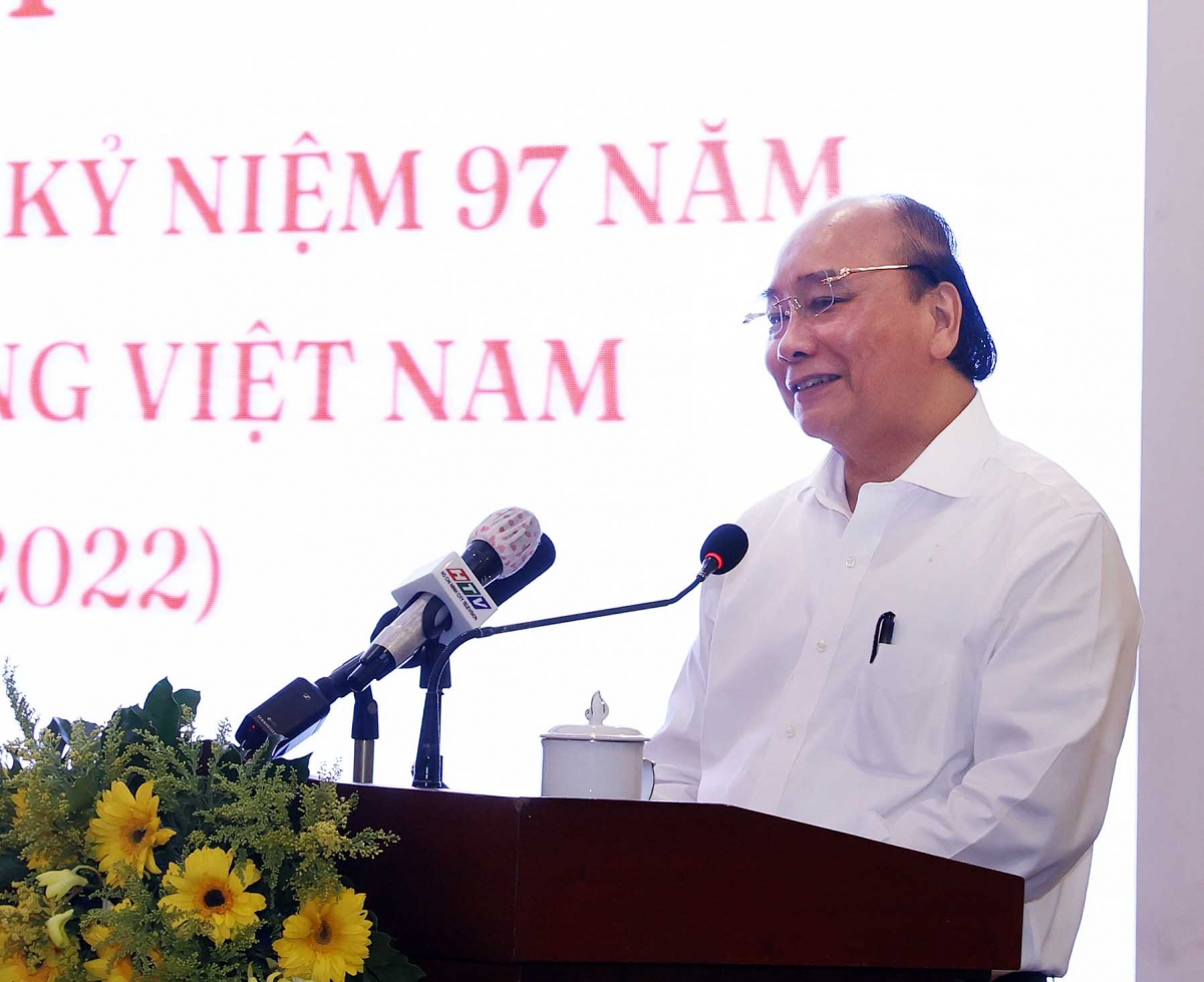 báo chí cần góp phần ngăn đốm lửa nhỏ để ngăn ngừa cháy cả cánh rừng hình ảnh 1 bao chi can gop phan ngan dom lua nho de ngan ngua chay ca canh rung hinh anh 1