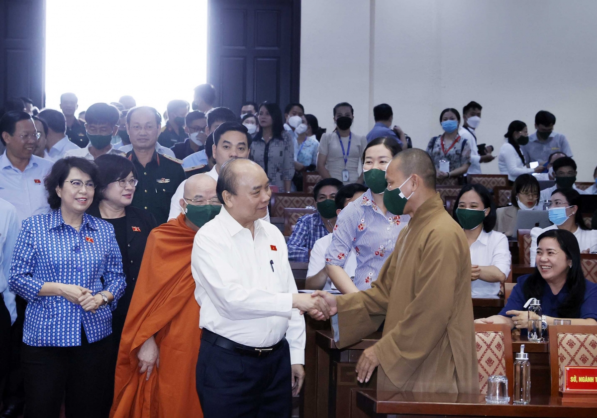chủ tịch nước khi đất nước gặp khó khăn, đóng góp của hiền tài càng ý nghĩa hình ảnh 1 chu tich nuoc khi dat nuoc gap kho khan, dong gop cua hien tai cang y nghia hinh anh 1