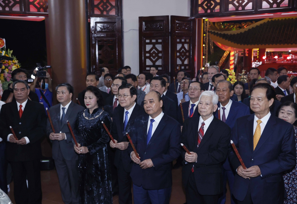 chu tich nuoc du le ky niem 200 nam ngay sinh danh nhan nguyen Dinh chieu hinh anh 2