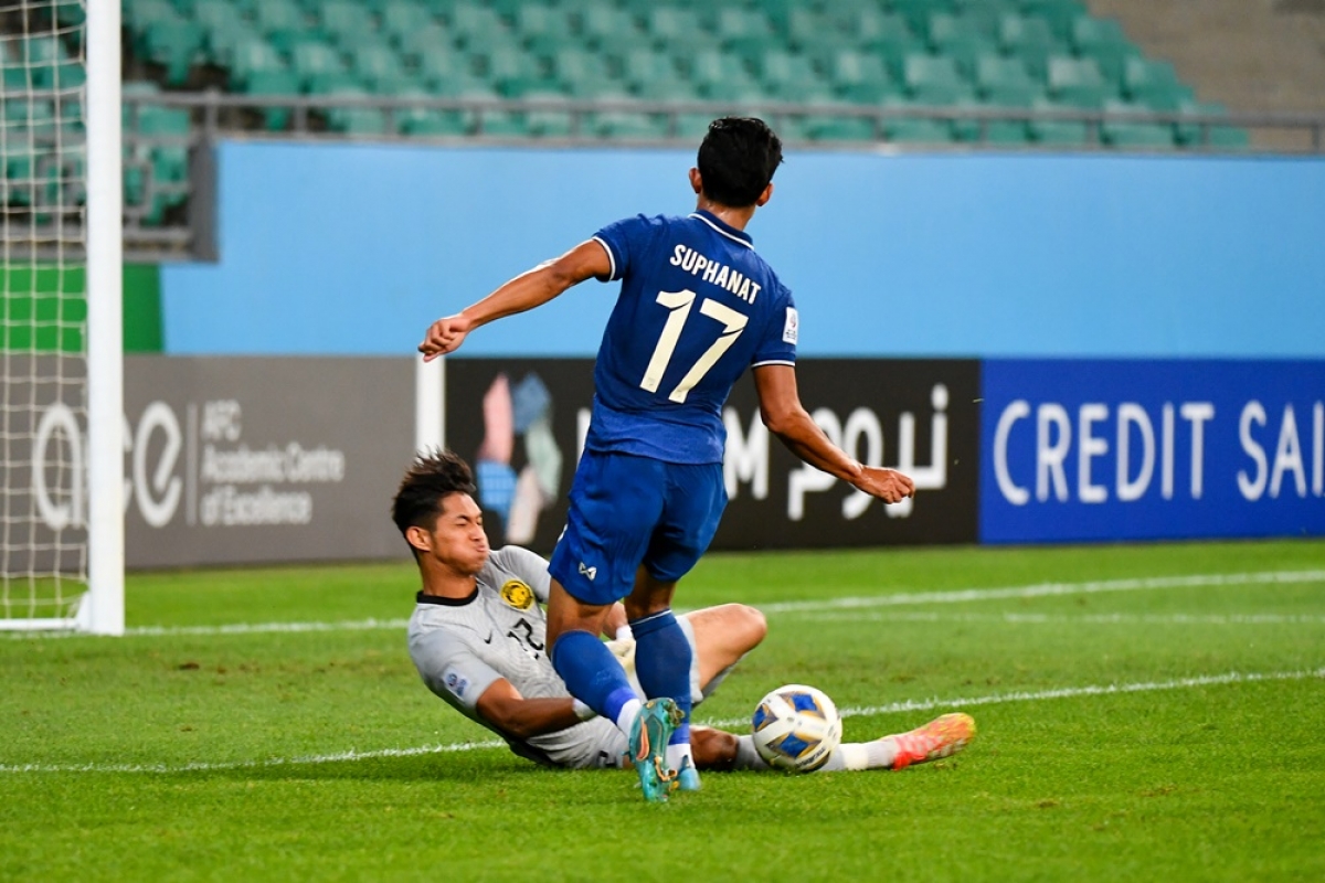 thang dam u23 malaysia, u23 thai lan day u23 viet nam vao the kho hinh anh 8