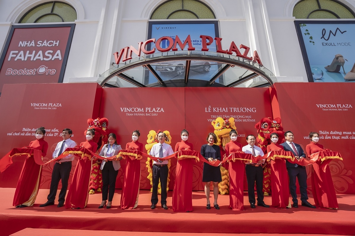vincom khai trương 2 trung tâm thương mại mới tại tiền giang và bạc liêu hình ảnh 1 vincom khai truong 2 trung tam thuong mai moi tai tien giang va bac lieu hinh anh 1