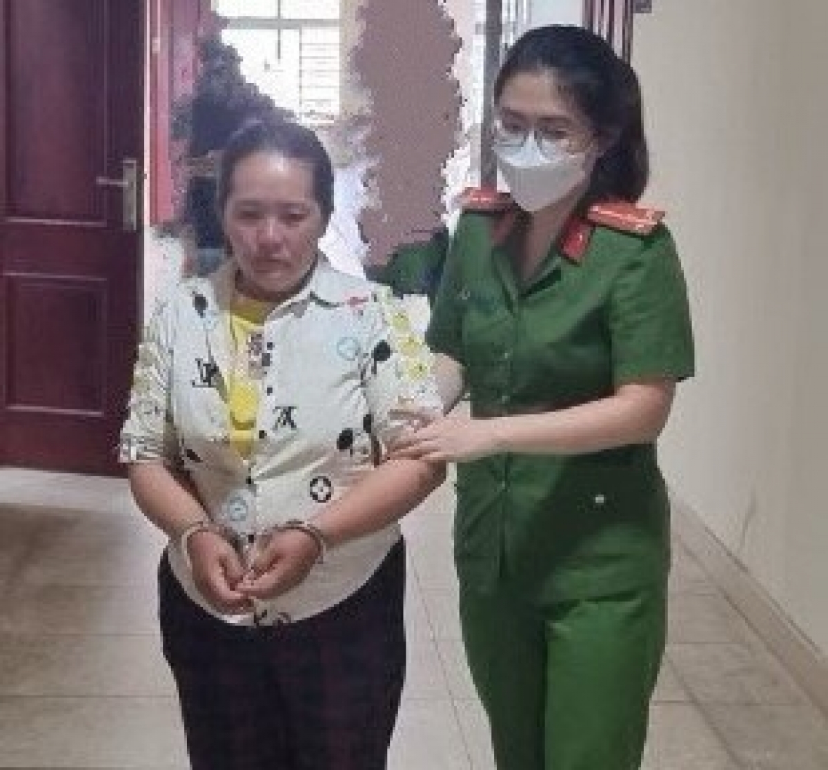 bắt nữ quái là mắt xích quan trọng trong đường dây ma túy hình ảnh 1 bat nu quai la mat xich quan trong trong duong day ma tuy hinh anh 1
