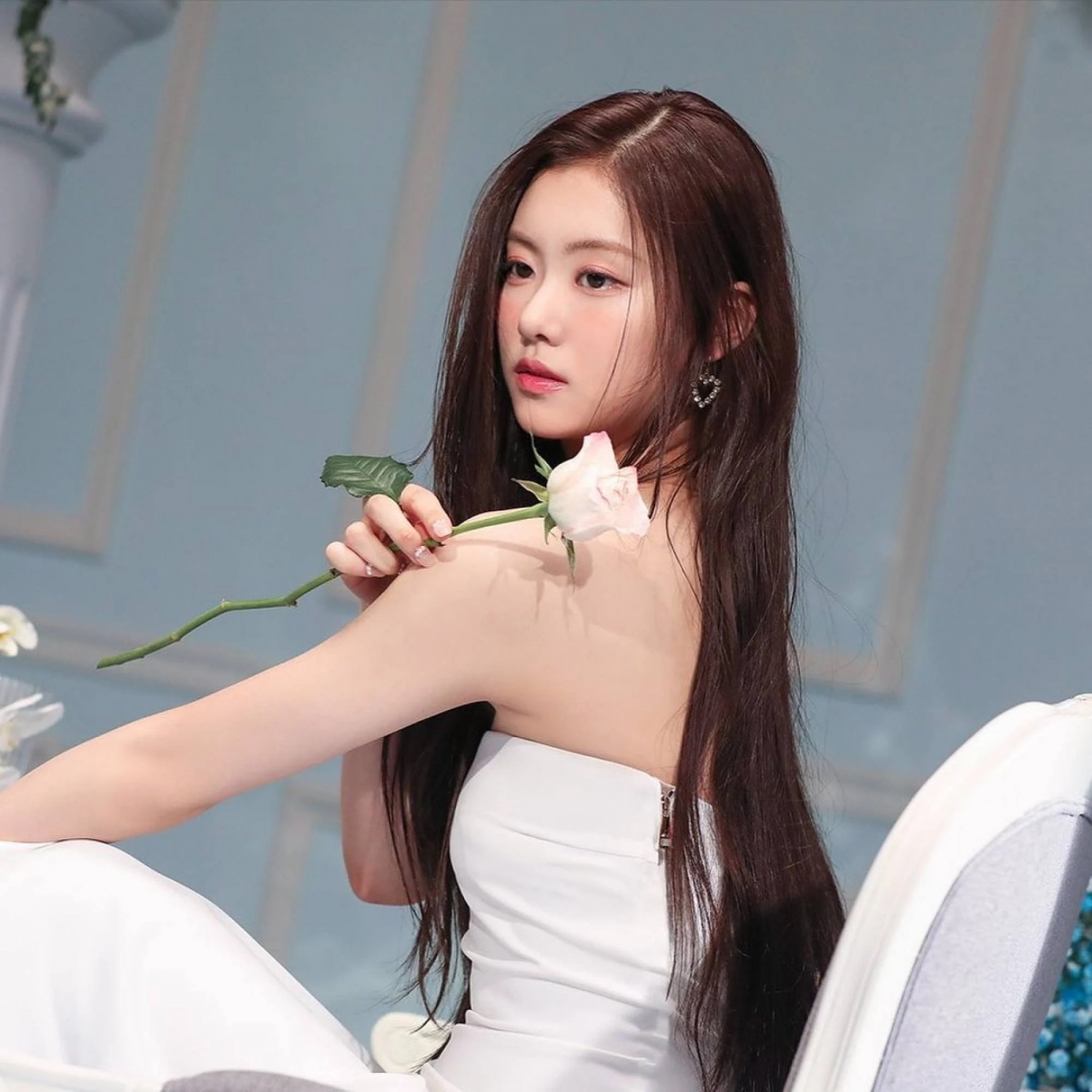 5 thần tượng k-pop tai tiếng bị fan thúc giục rời nhóm hình ảnh 1 5 than tuong k-pop tai tieng bi fan thuc giuc roi nhom hinh anh 1