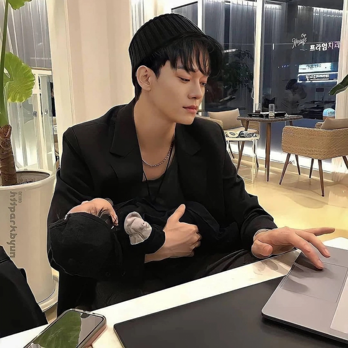 5 than tuong k-pop tai tieng bi fan thuc giuc roi nhom hinh anh 2