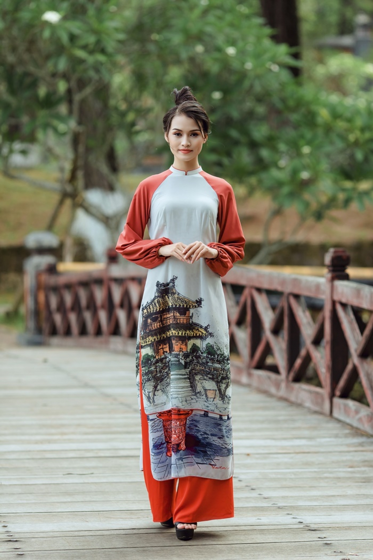 ntk viet bao lam show dien 200 mau ao dai hinh anh 3