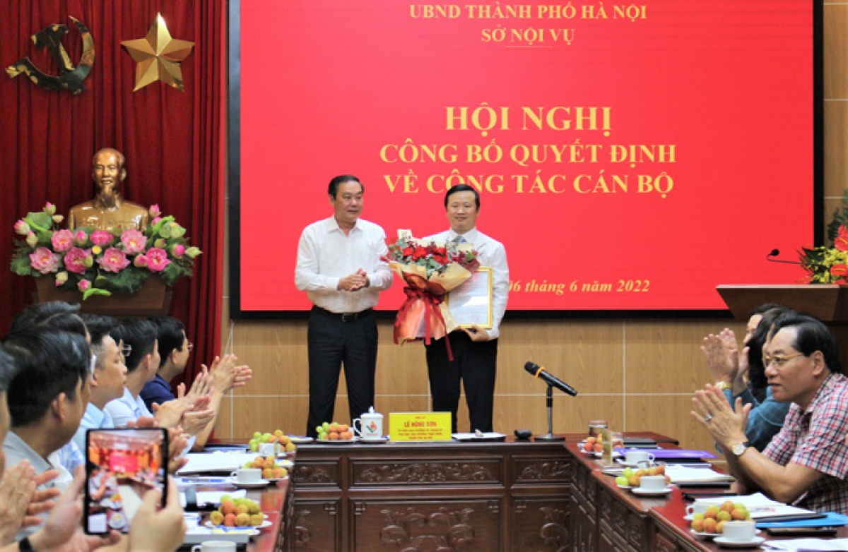 truoc khi bi bat, ong chu ngoc anh ky bo nhiem 6 lanh dao so, phong hinh anh 3