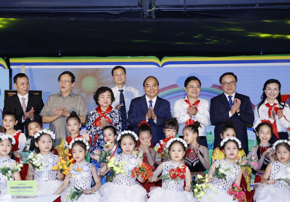 chu tich nuoc du le ky niem 65 nam thanh lap nxb kim Dong hinh anh 4