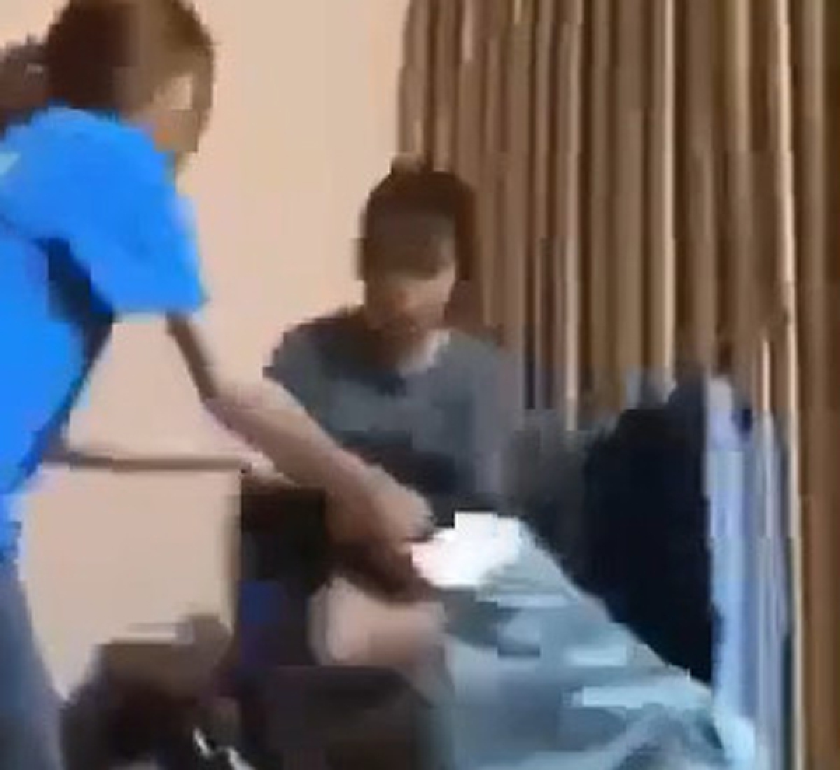 triệu tập nhóm người đánh hội đồng cô gái ở bình dương hình ảnh 1 trieu tap nhom nguoi danh hoi dong co gai o binh duong hinh anh 1