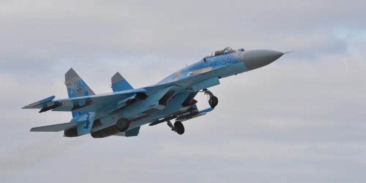 cuộc đọ sức giữa tiêm kích su-27 của nga và ukraine hình ảnh 1 cuoc do suc giua tiem kich su-27 cua nga va ukraine hinh anh 1