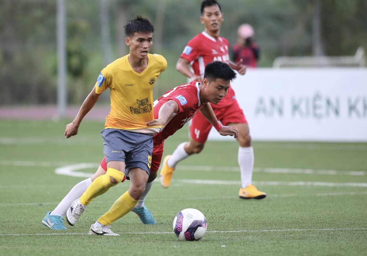 giai spl-s4 khung thanh rong hon, nhieu ban thang trong luot dau hinh anh 2