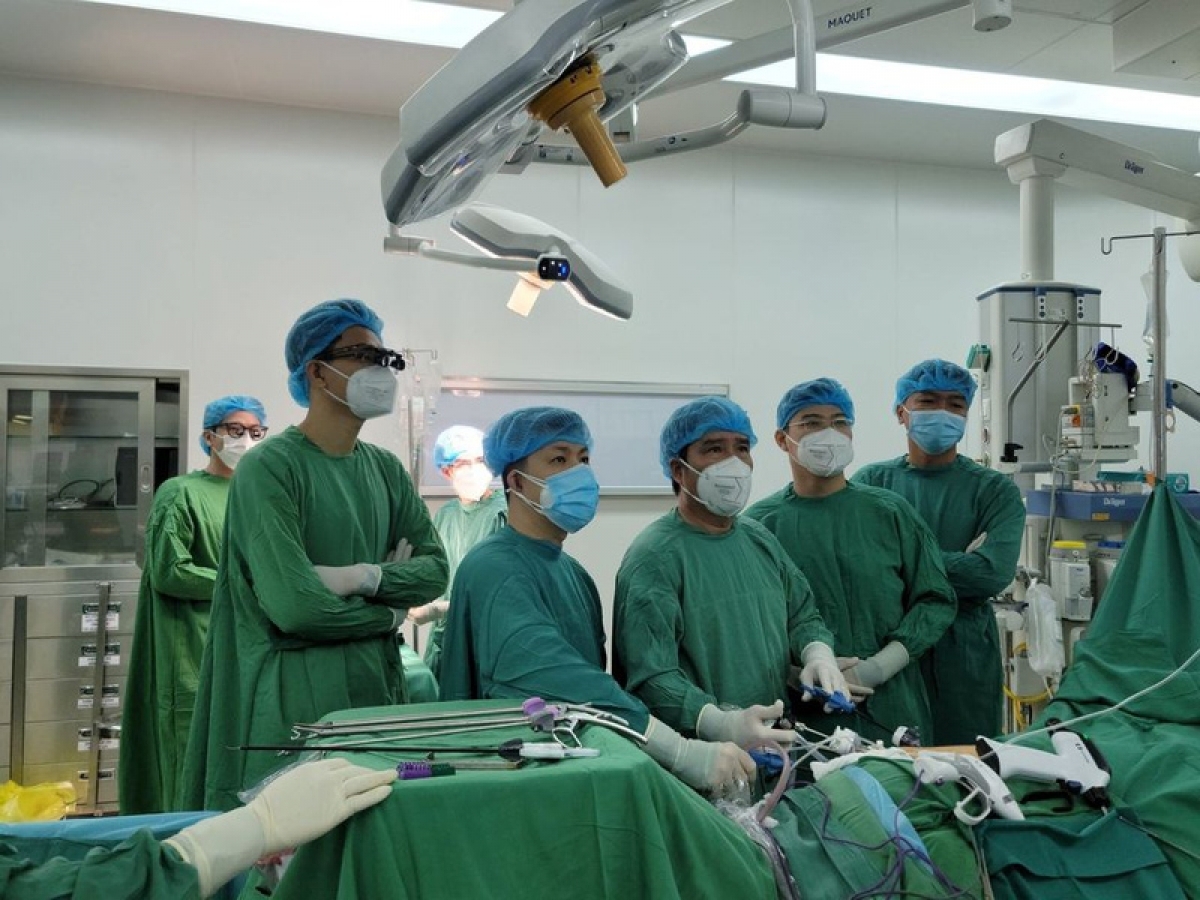 ai tham dinh chung chi hanh nghe y hinh anh 3