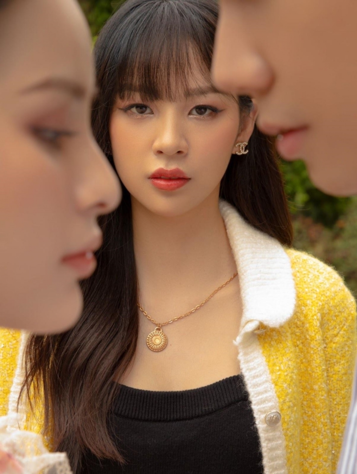loat sao viet tra gia dat khi bi nghi ngo truyen thong ban hinh anh 3