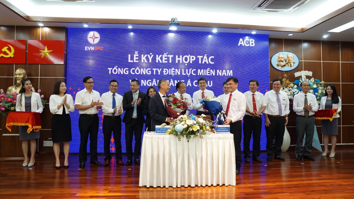 Đa dạng kênh thanh toán, nâng cao dịch vụ chăm sóc khách hàng dùng điện hình ảnh 1 Da dang kenh thanh toan, nang cao dich vu cham soc khach hang dung dien hinh anh 1
