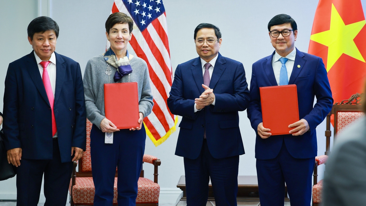 IFC, HDBank ký kết hợp tác chiến lược, thúc đẩy hỗ trợ các Doanh nghiệp Nhỏ và Vừa tiếp cận tài chính và tham gia vào chuỗi cung ứng toàn cầu. (Ảnh: TTXVN)