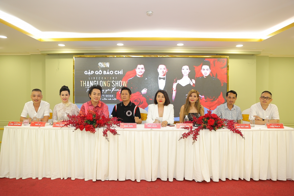 ngọc anh lần đầu song ca với tùng dương trong đêm nhạc trở về ngày yêu thương hình ảnh 1 ngoc anh lan dau song ca voi tung duong trong dem nhac tro ve ngay yeu thuong hinh anh 1
