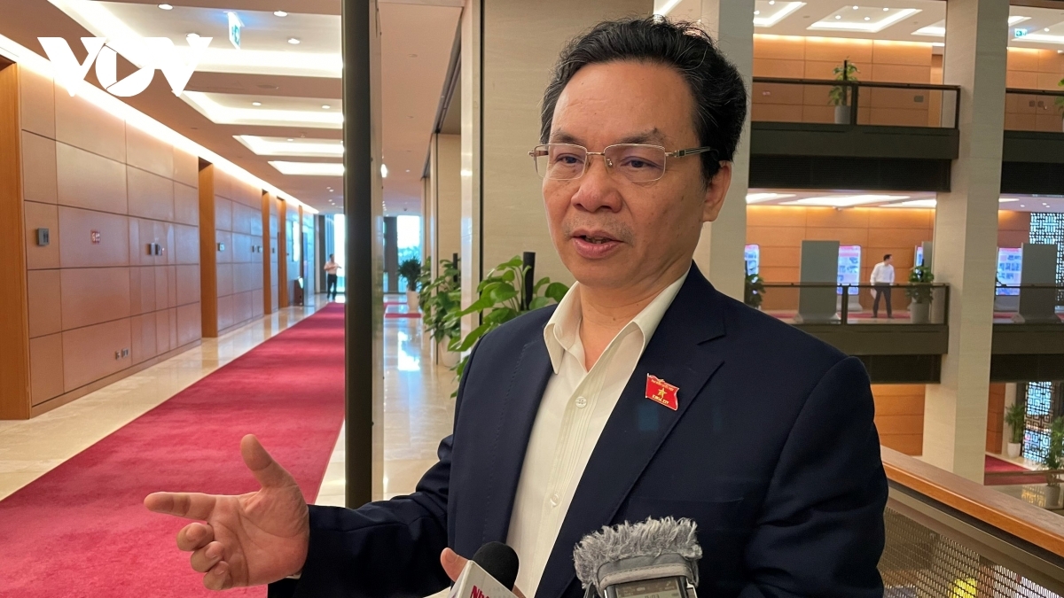 viet nam van con du dia de kim ham da tang gia xang dau hinh anh 2