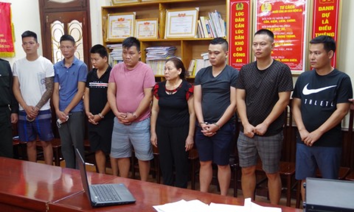 bắt 8 đối tượng trong đường dây lô đề giao dịch 700 triệu đồng mỗi ngày hình ảnh 1 bat 8 doi tuong trong duong day lo de giao dich 700 trieu dong moi ngay hinh anh 1