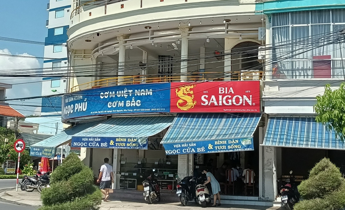 ban 3 phan mi xao 600.000 dong, nha hang bi xu phat 21 trieu dong hinh anh 2
