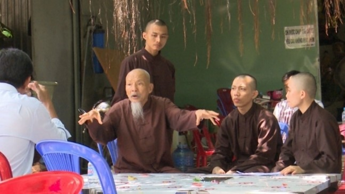 Các đối tượng sinh sống ở nơi tự xưng