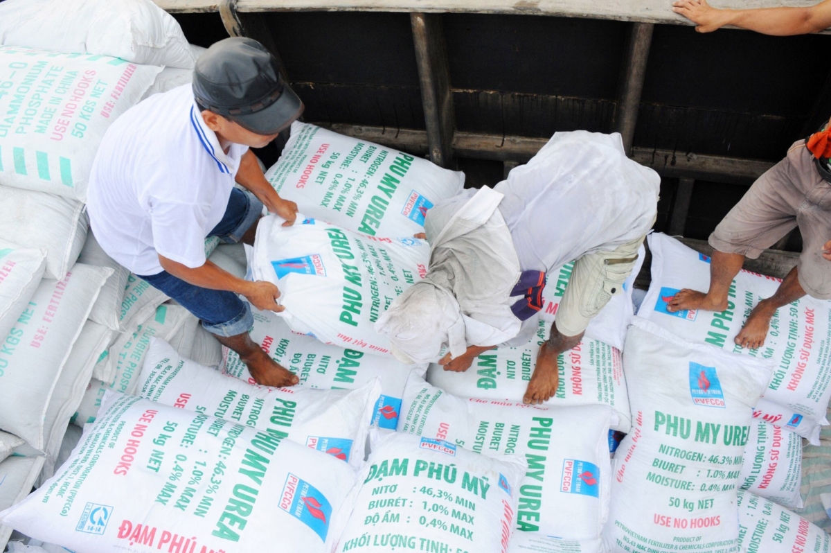 có nên áp thuế xuất khẩu phân bón hình ảnh 1 co nen ap thue xuat khau phan bon hinh anh 1