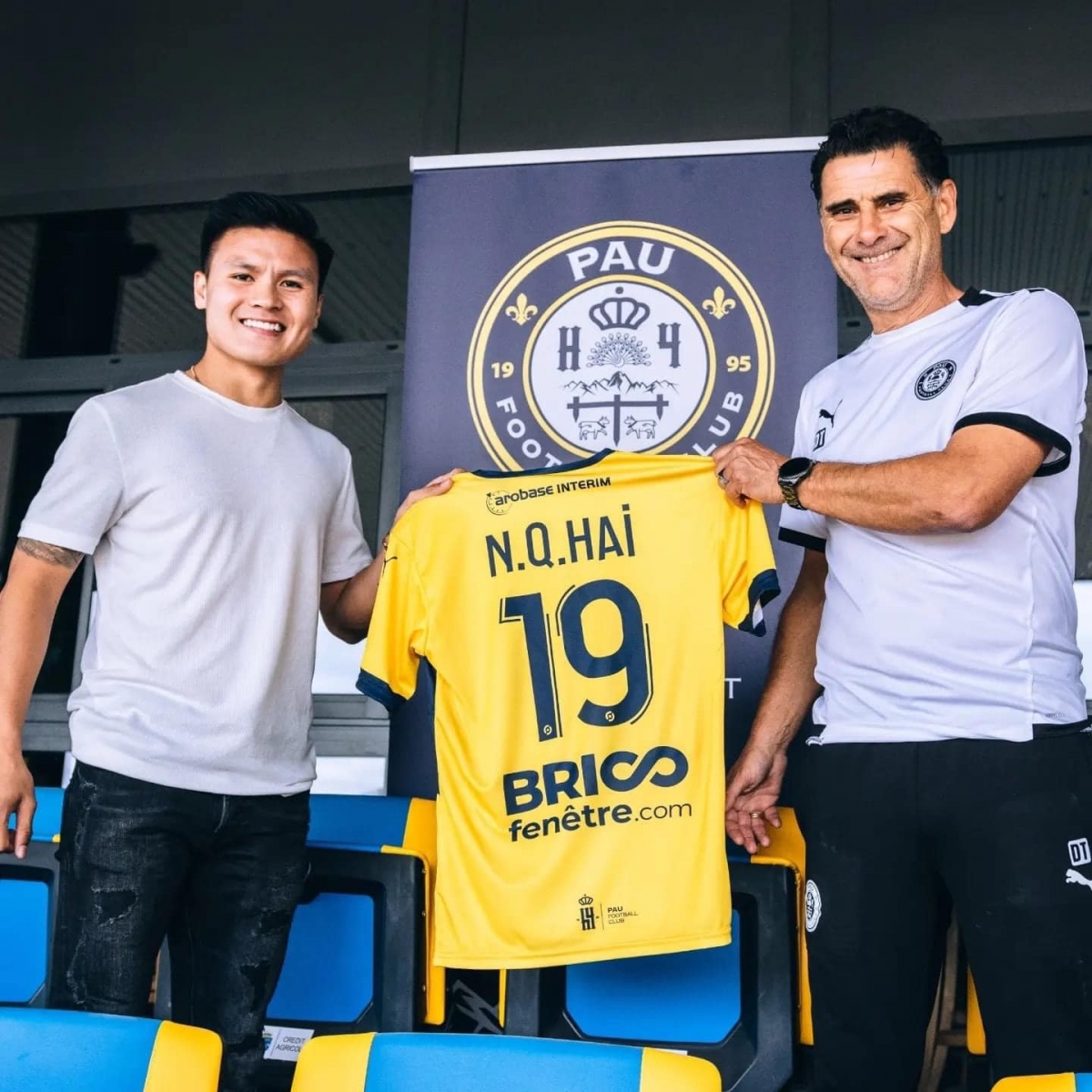 chinh thuc quang hai gia nhap pau fc, nhan ao so 19 quen thuoc hinh anh 4