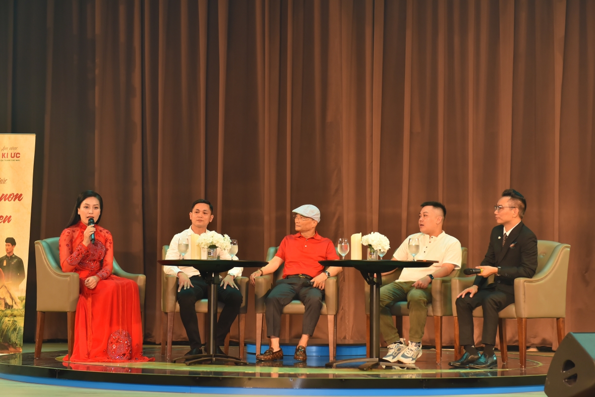sao mai huyen trang ra mat 4 mv trong du an am nhac dan gian ve mien ky uc hinh anh 3