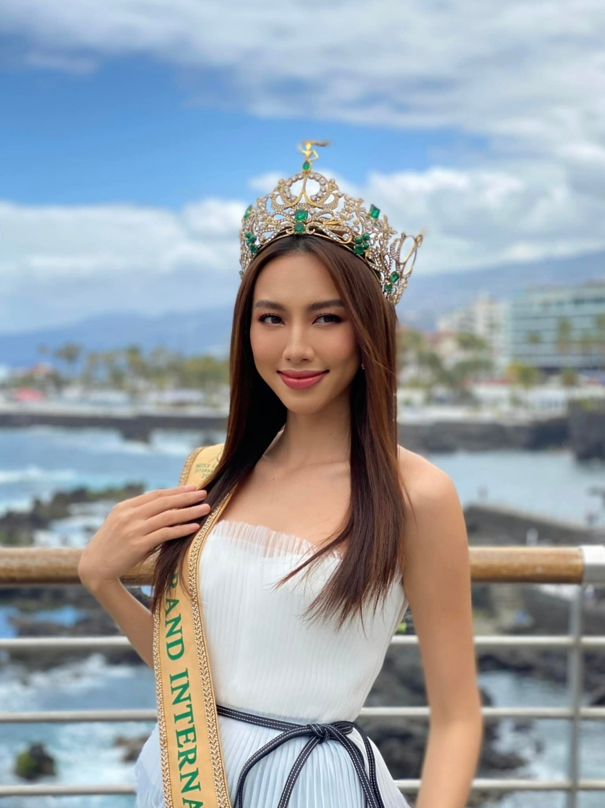 tranh chap ten cuoc thi hoa hau hoa binh viet nam nhin tu goc do phap ly hinh anh 2