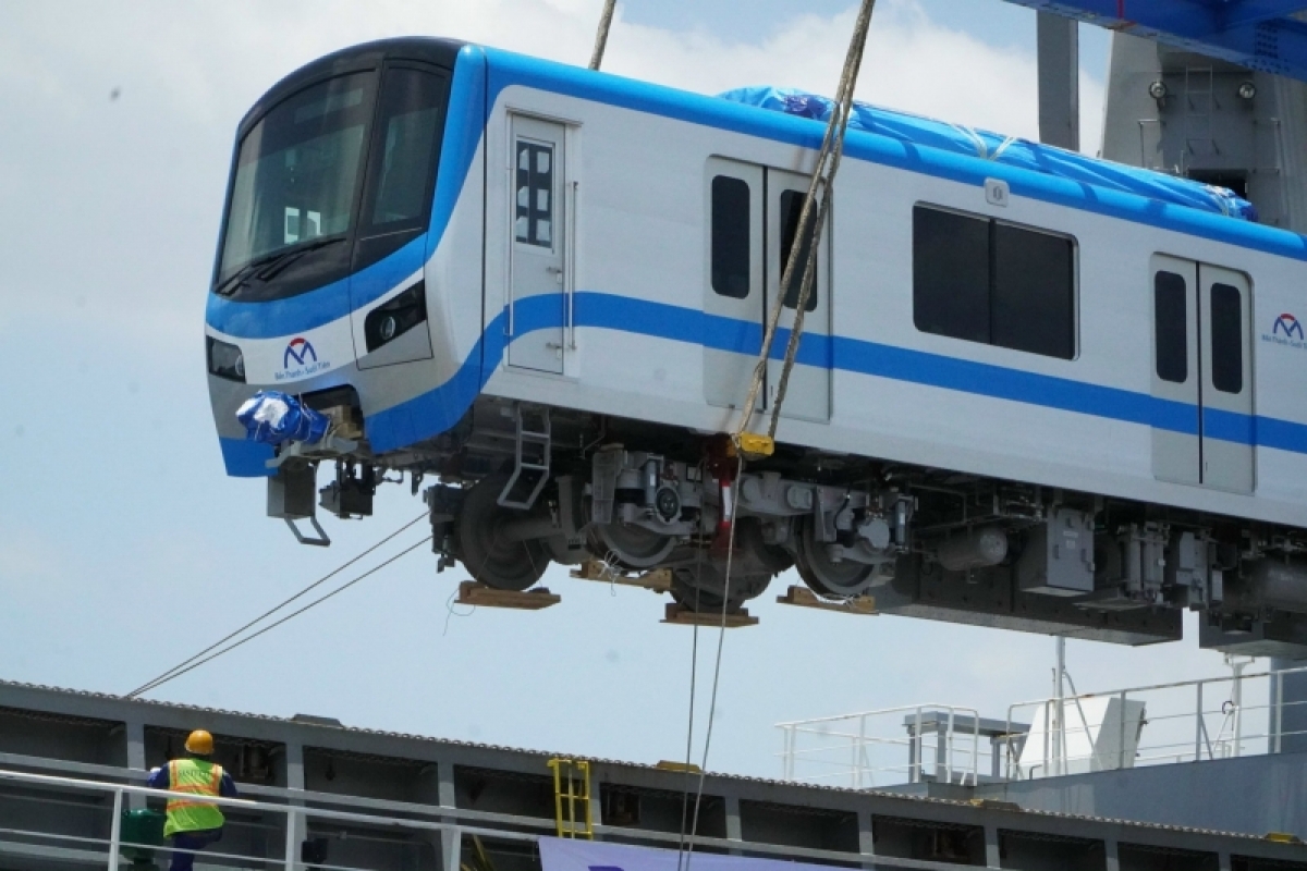 Đã khắc phục xong sự cố 2 toa tàu metro bị vẽ bẩn ở tp.hcm hình ảnh 3 Da khac phuc xong su co 2 toa tau metro bi ve ban o tp.hcm hinh anh 3