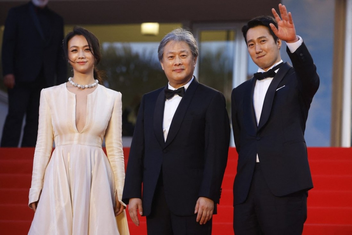 Dao dien xuat sac nhat lhp cannes 2022 mang tuyet pham den viet nam hinh anh 1